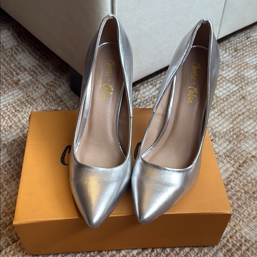 Chase & Chloe “I’m Already Ready” Silver Metallic Women's Heels